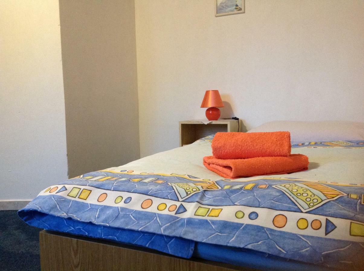 Privat Monika Apartment Stara Lesna Bagian luar foto
